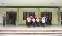 tang qua gd hs gap kho khan sau lu 2.jpg - 